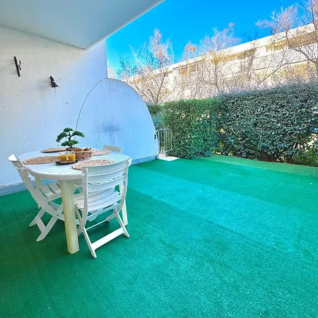 Le Blue Pacific- 150m De La Plage- Terrasse- Wifi شقة *